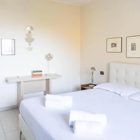 La Vista By Design * Bellano